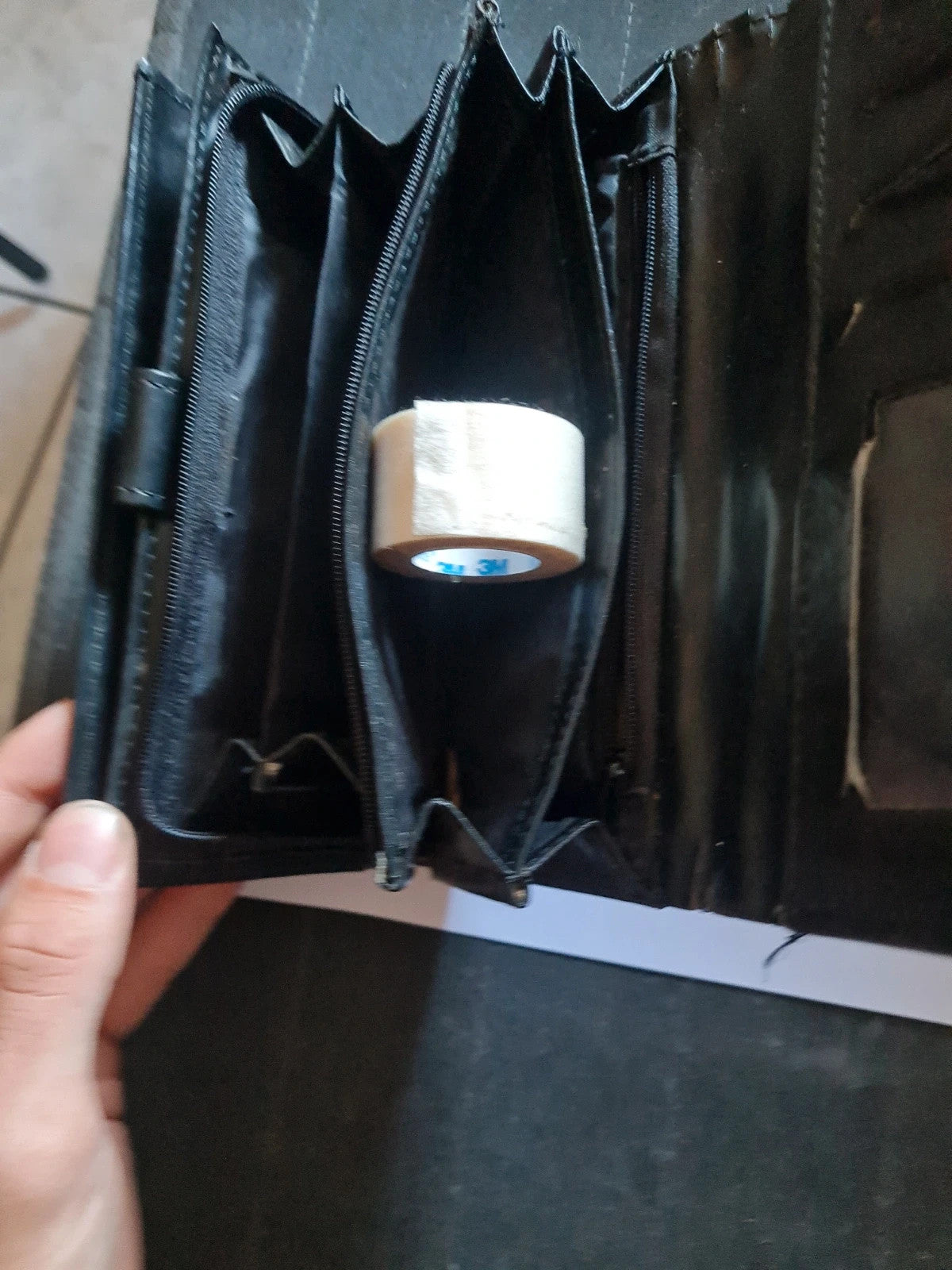 Portefeuille noir 18 x 11 cm be