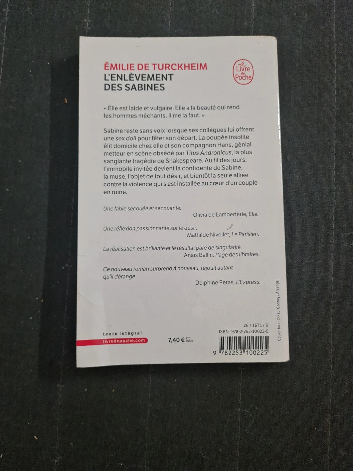 L'Enlevement des sabines, Emilie de Turckheim