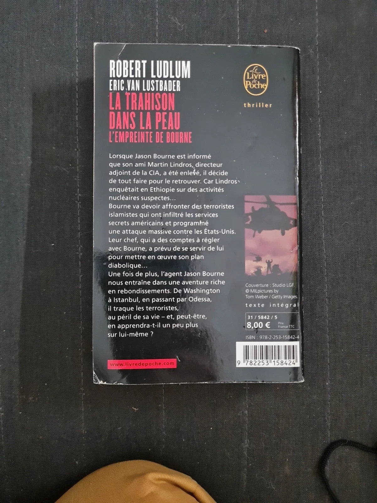 La Trahison dans la peau, Robert Ludlum