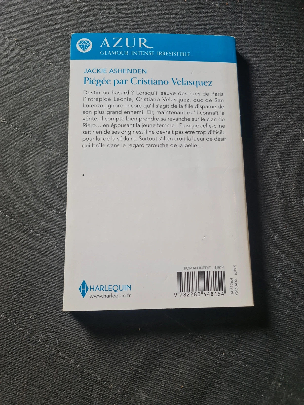 Piégée par Cristiano Velasquez, Jackie Ashenden