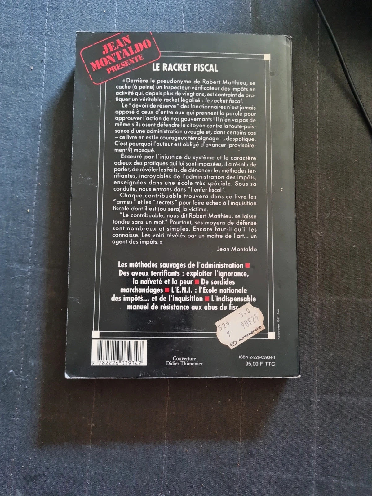 Le racket fiscal - un inspecteur verificateur des impots en fonction
Matthieu Robert