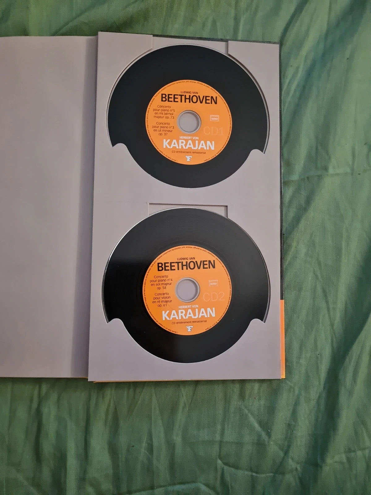 Herbert Von Karajan, Ludwig Van Beethoven , livre + double cd