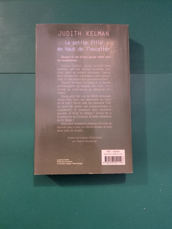 La petite fille en haut de l'escalier , Judith Kelman