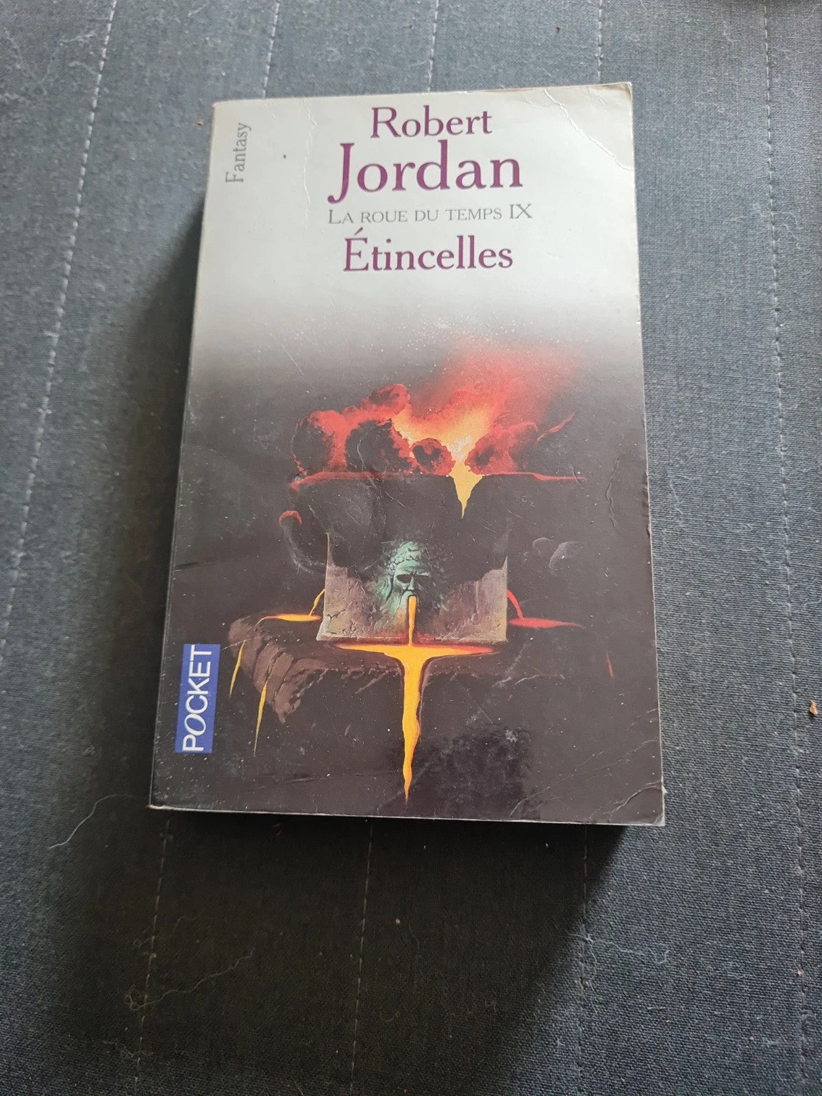 La Roue Du Temps Tome 9 - Etincelles - robert jordan