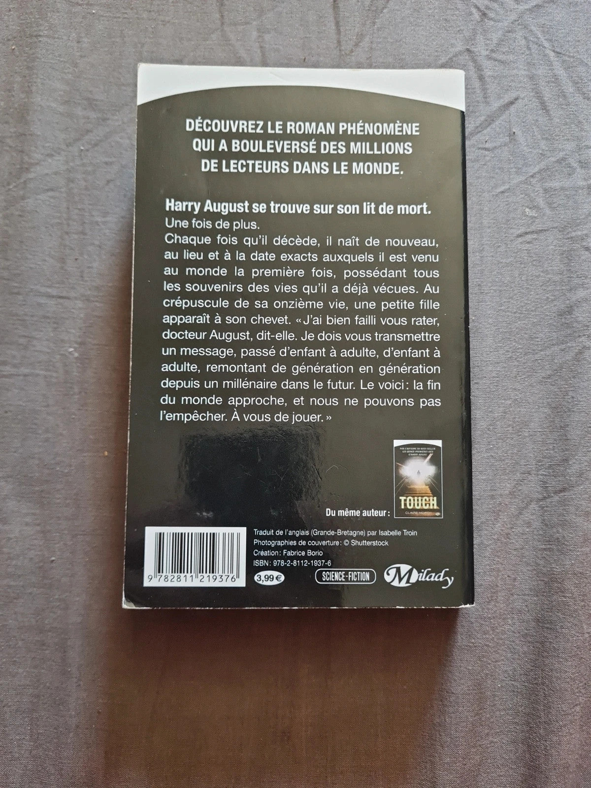 Les Quinze premières vies d'Harry August , Claire North