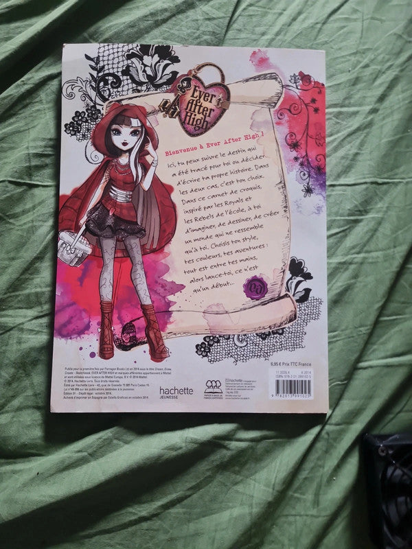 Mon carnet de croquis Ever After High