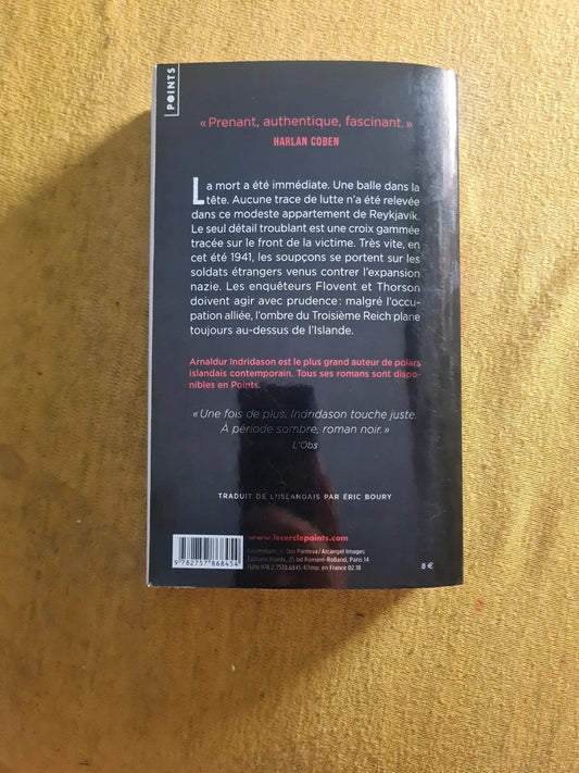 Dans l'ombre , Arnaldur Indridason