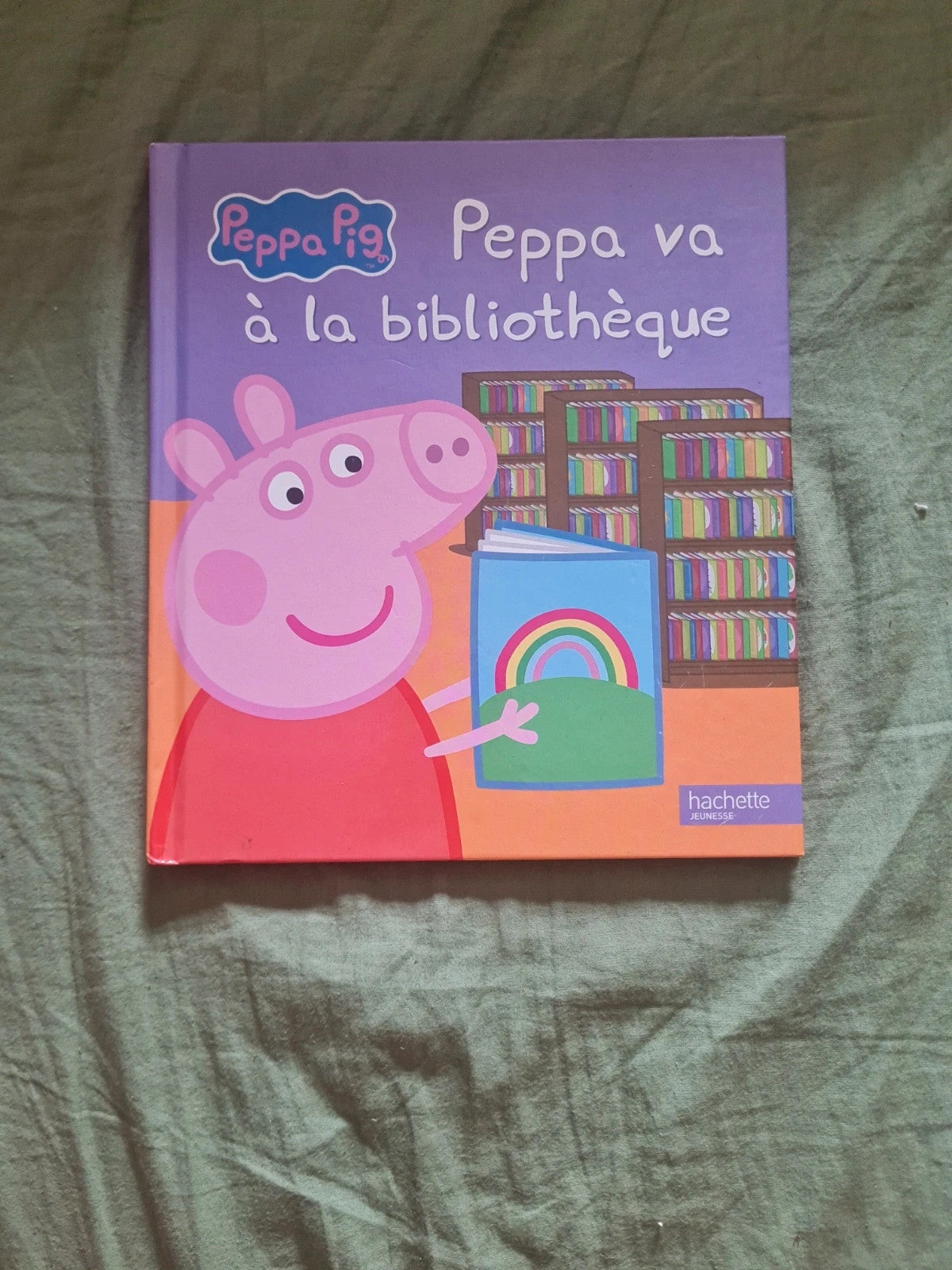 Peppa pig , Peppa va à la bibliothèque