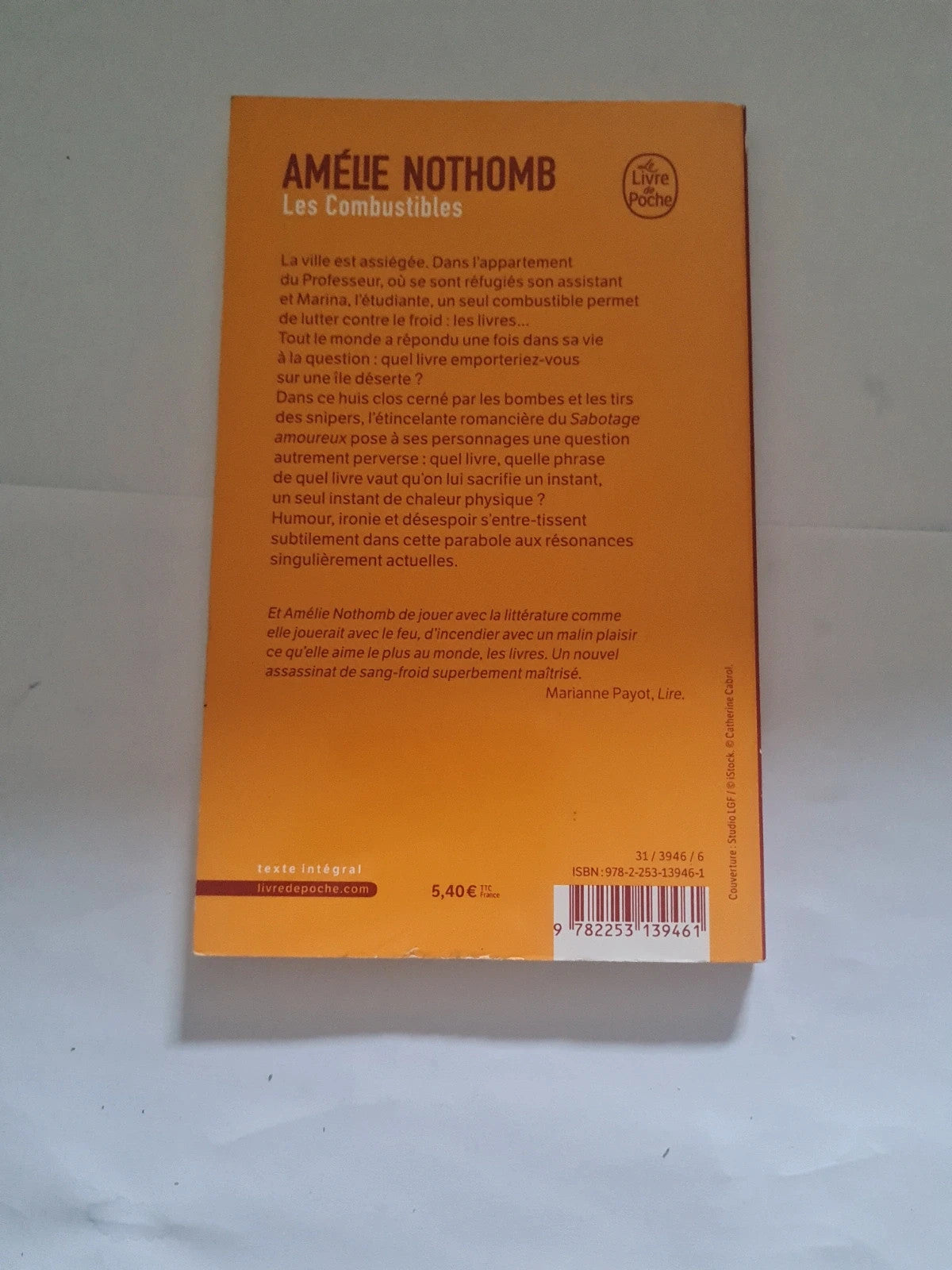 Les combustibles , Amélie Nothomb