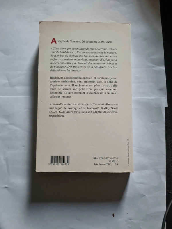 Tsunami,  Richard Lewis