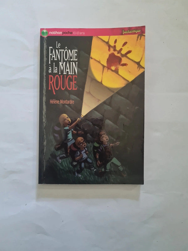 Le fantôme à la main rouge,  Hélène Montardre