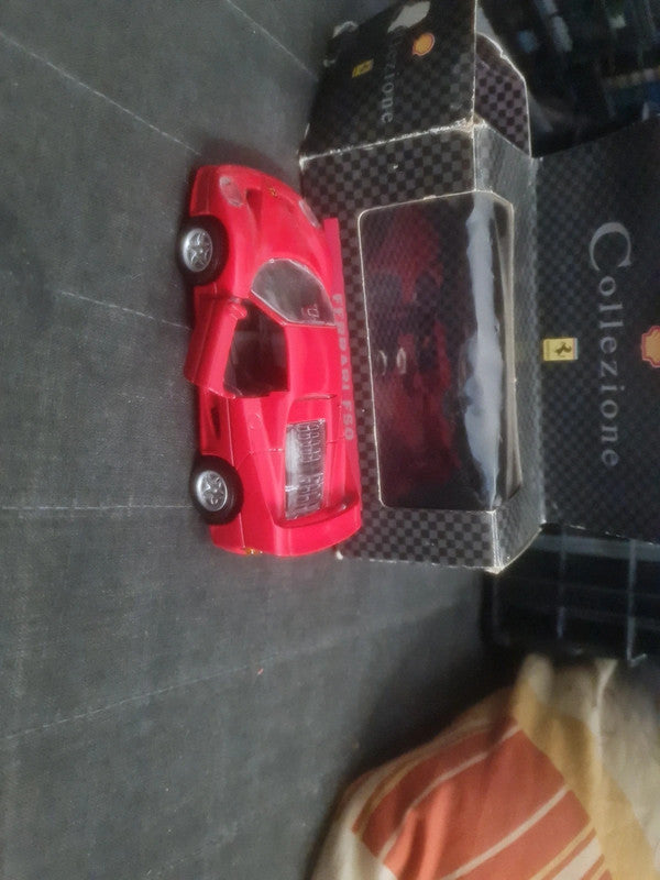 Ferrari F50 rouge 1/43 shell collezione
