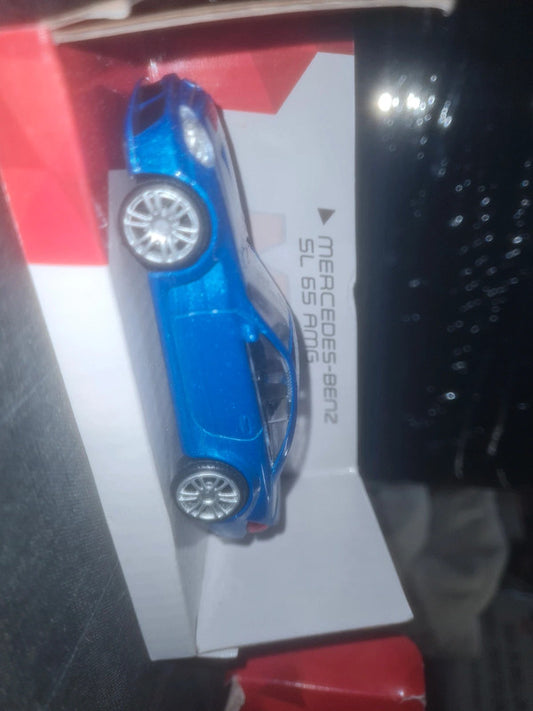 Mercedes SL 65 amg bleu 1/43 métal mondo Motors