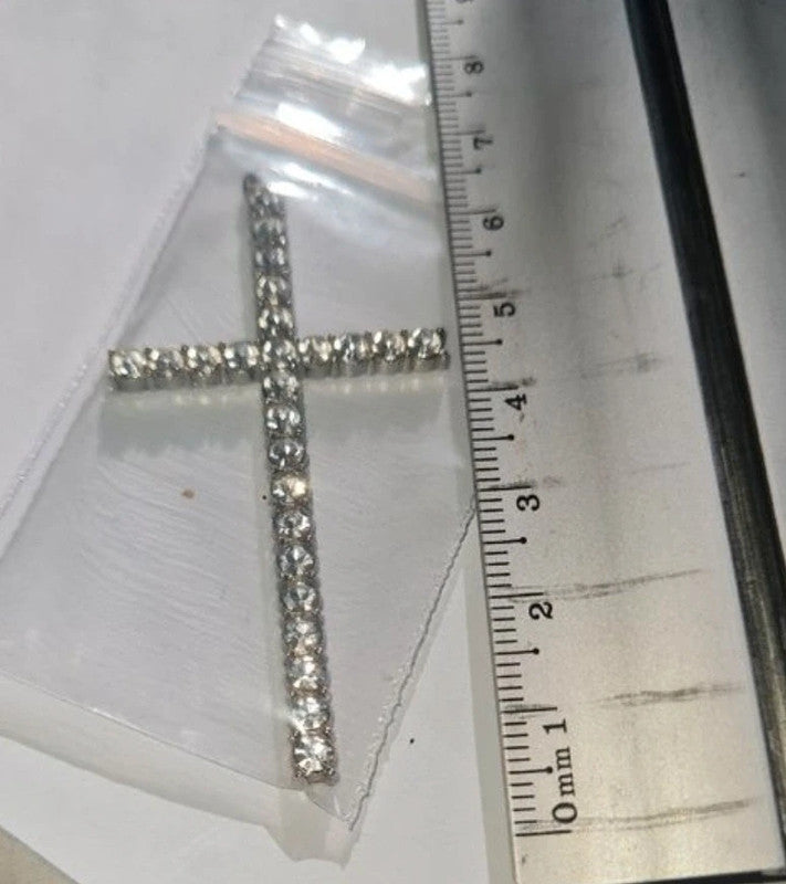 Pendentif croix strasse