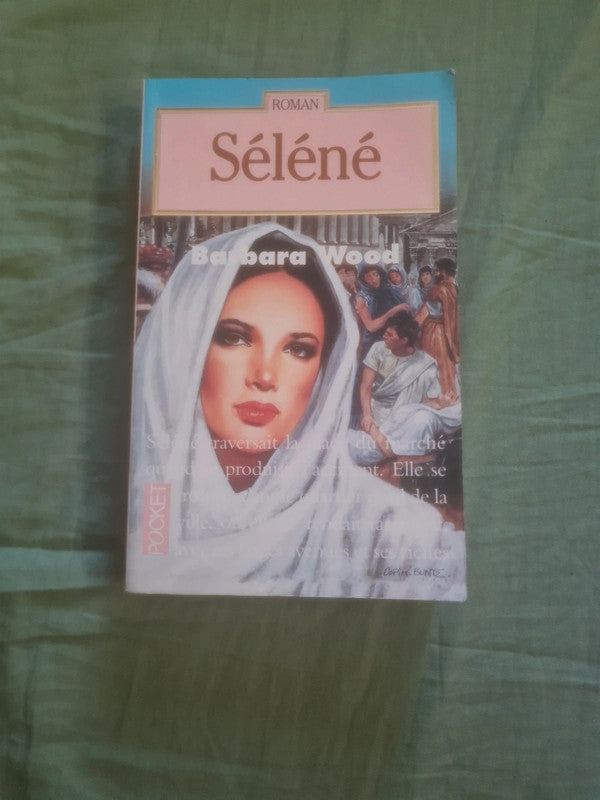 Séléné , Barbara Wood