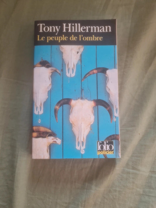 Le peuple de l'ombre, Tony Hillerman