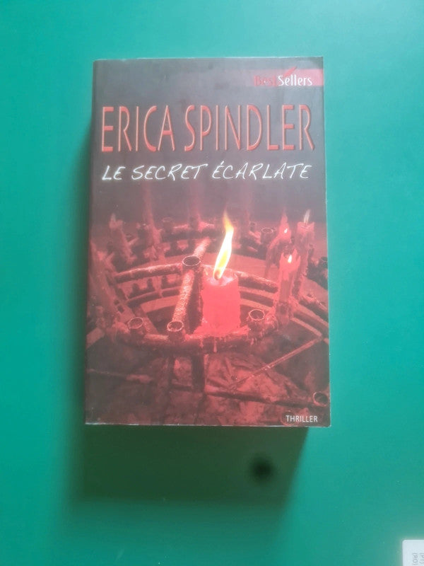 Le secret écarlate , Erica Spindler