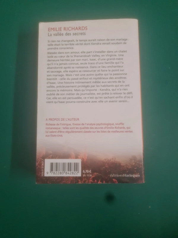La vallée des secrets , Émilie Richards