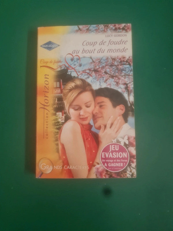 Coup de foudre au bout du monde, Lucy Gordon