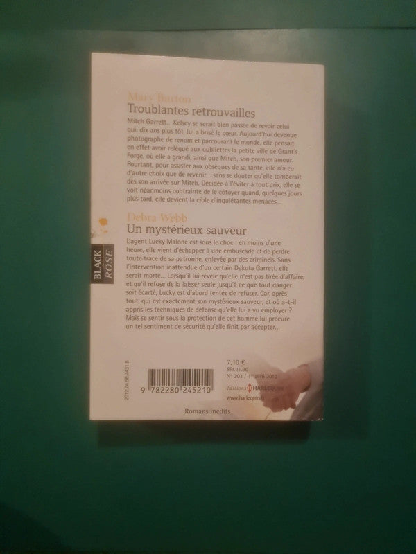 Mary Burton
: Troublantes retrouvailles , Debra Webb :
Un mystérieux sauveur