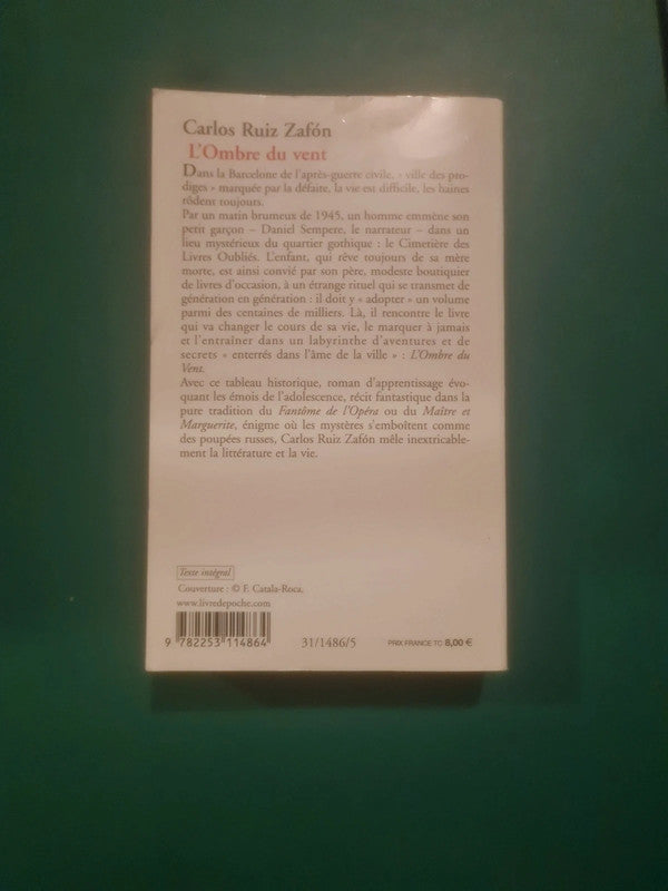 Carlos Ruiz Zafón :
L'Ombre du vent
