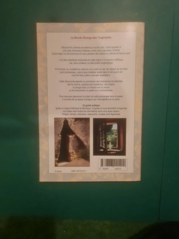 Le Monde Etrange des Troglodytes , Suzanne Quéré