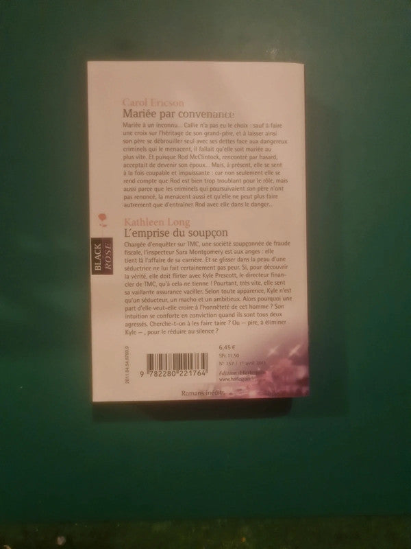 Carol Ericson
Mariée par convenance , Kathleen Long
L'emprise du soupçon