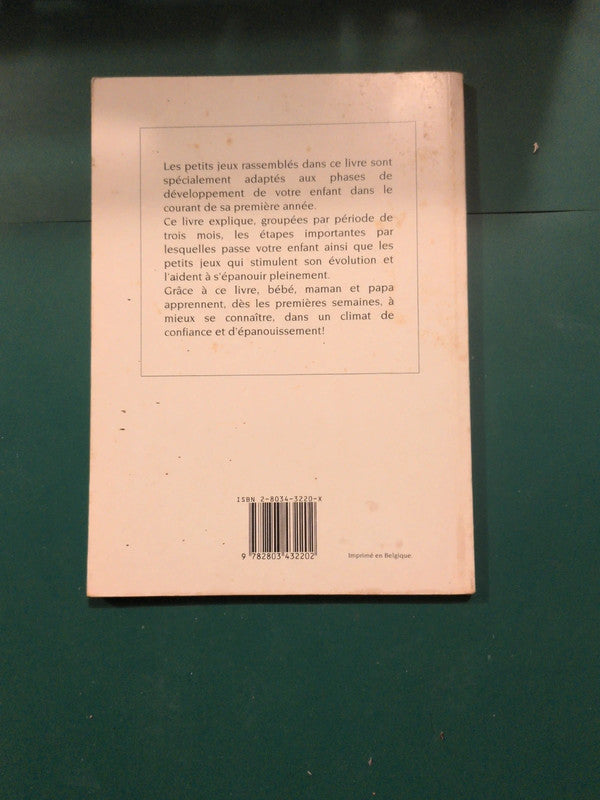 Jeux d'éveil et de développement pour bébé 1 à 12 mois