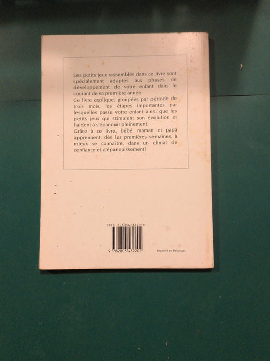 Jeux d'éveil et de développement pour bébé 1 à 12 mois