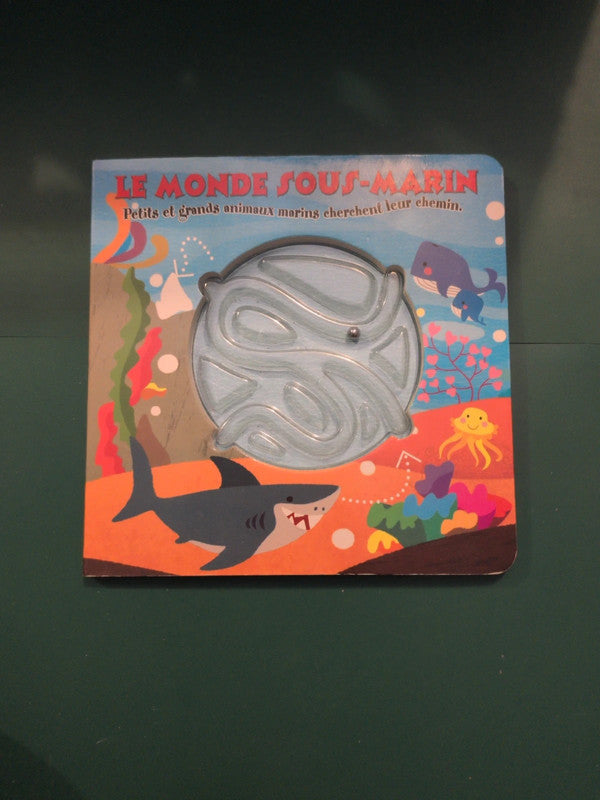 Petits et grands animaux marins cherchent leur chemin