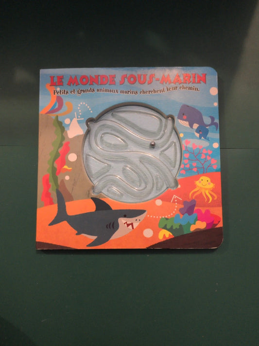 Petits et grands animaux marins cherchent leur chemin