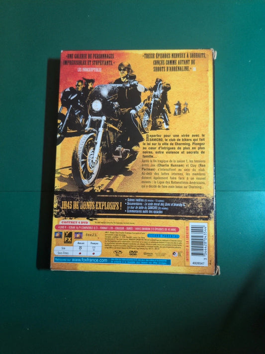 Coffret DVD Sons of Anarchy – Saison 2  de Kurt Sutter (showrunner) et plusieurs réalisateurs