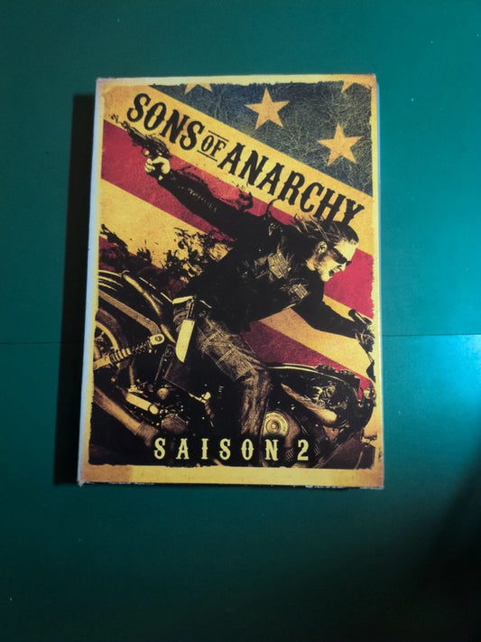 Coffret DVD Sons of Anarchy – Saison 2  de Kurt Sutter (showrunner) et plusieurs réalisateurs