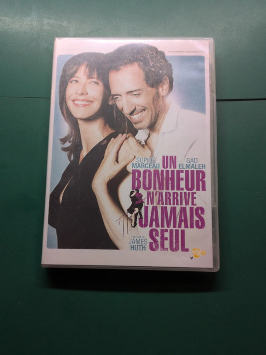 Dvd Un bonheur n'arrive jamais seul , 3388330043230