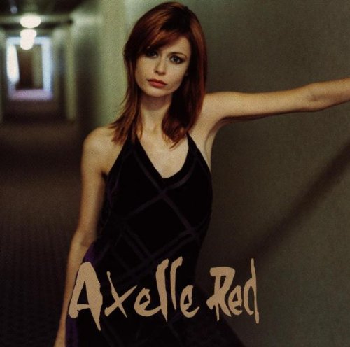 A Tatons, Axelle Red