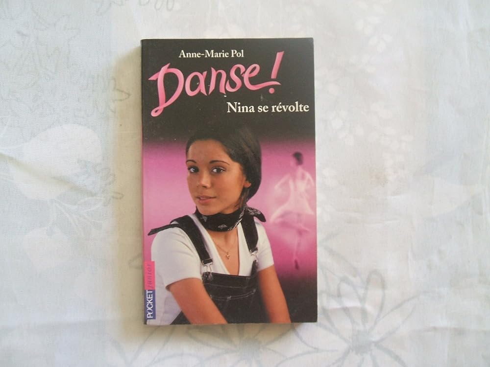 Nina se révolte cover image