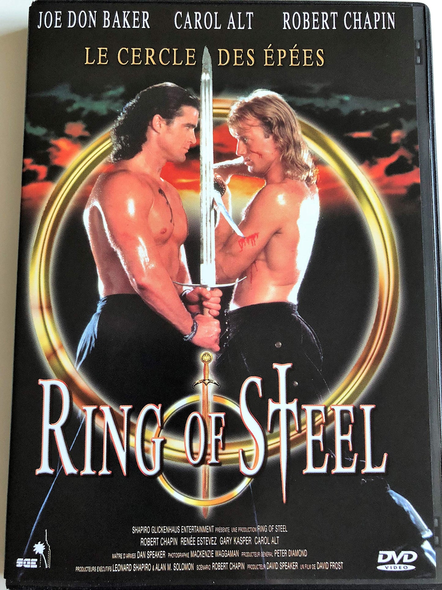 Le Cercle des Épées / Ring of Steel, Joe Don Baker, Robert Chapin, Adams Carol, David Frost