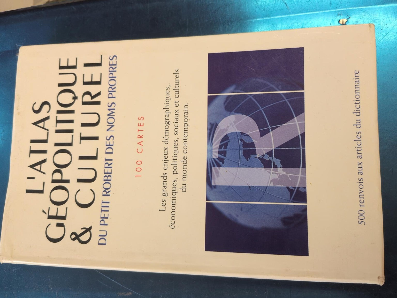 L'Atlas géopolitique et culturel du Petit Robert des noms propres - couverture
