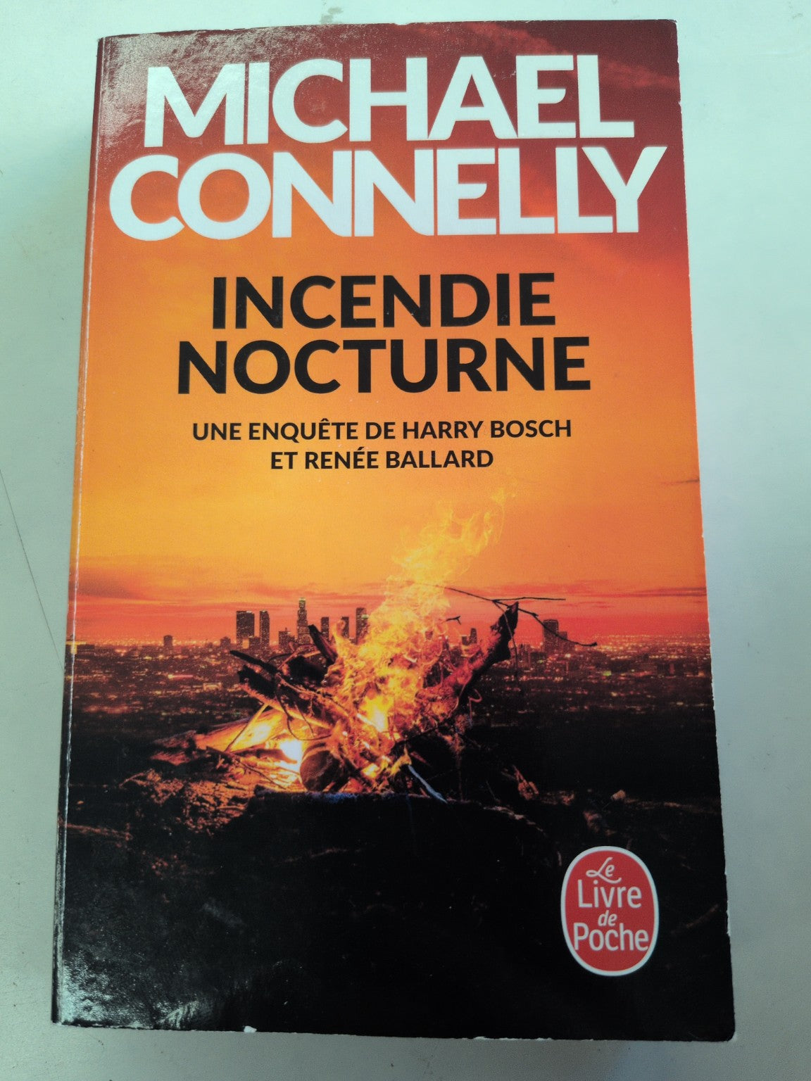 Incendie nocturne – Michael Connelly – couverture